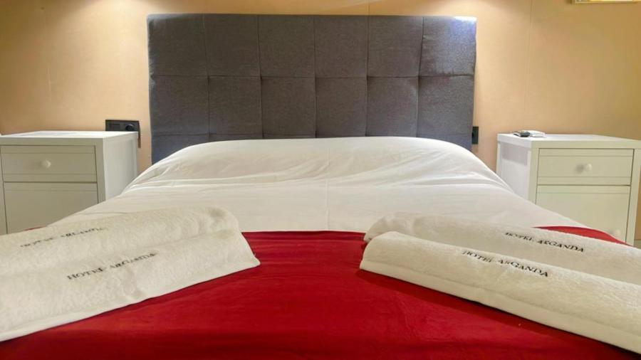 Hotel Arganda Arganda Del Rey Buitenkant foto