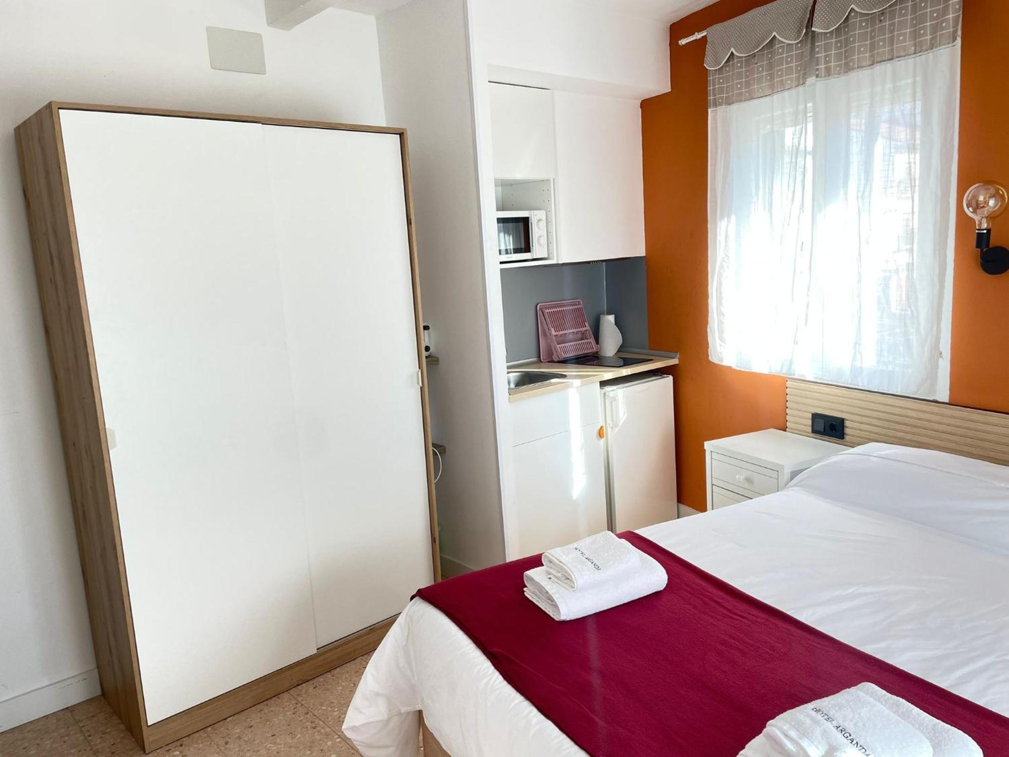 Hotel Arganda Arganda Del Rey Buitenkant foto