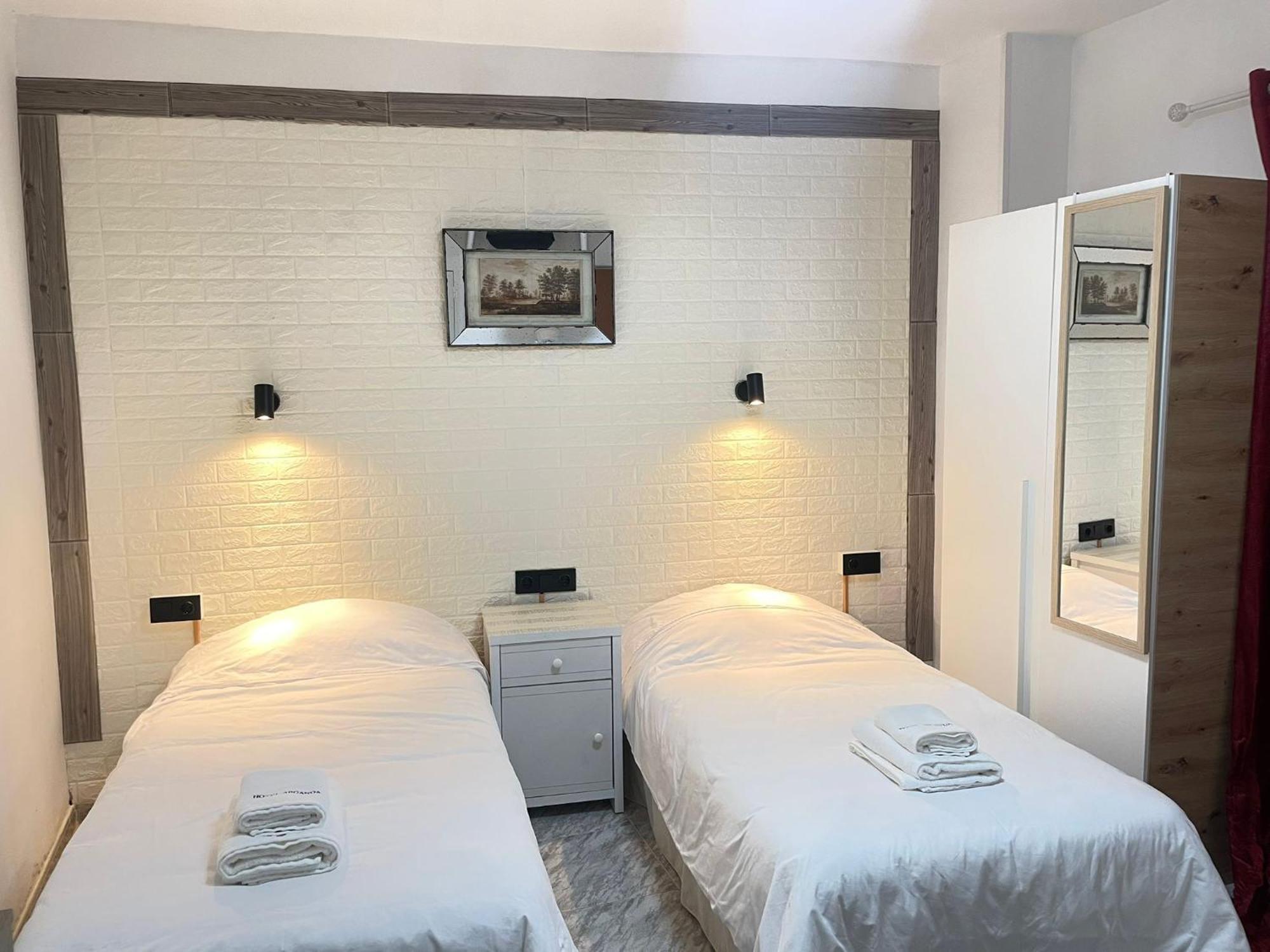 Hotel Arganda Arganda Del Rey Buitenkant foto