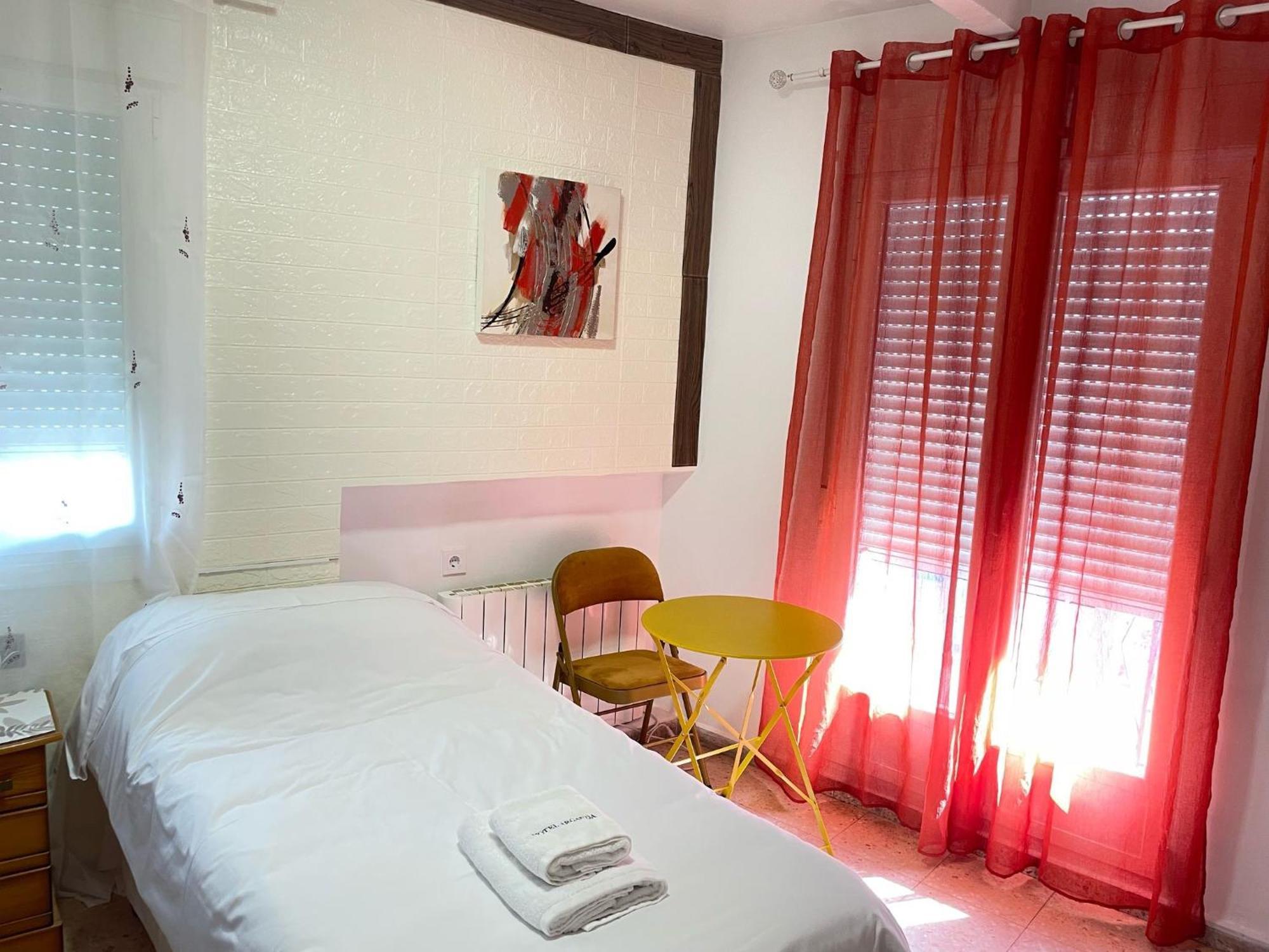 Hotel Arganda Arganda Del Rey Buitenkant foto
